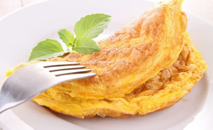 चिकन आमलेट - गाउट के लिए अनुमत आहार व्यंजन